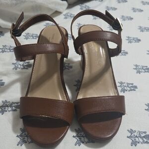 Elegant Brown Leather Sandals